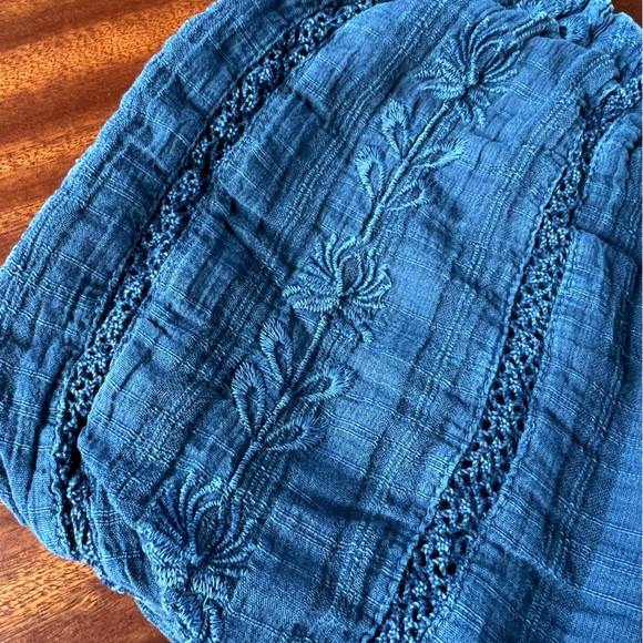 AEO navy dress - Picture 10 of 13